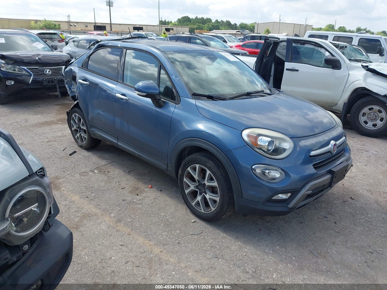 ZFBCFXCB4HP****** · 2017 FIAT 500X TREKKING FWD