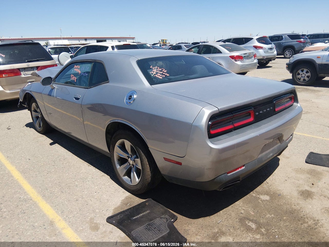 2016 DODGE CHALLENGER SXT · 3/11
