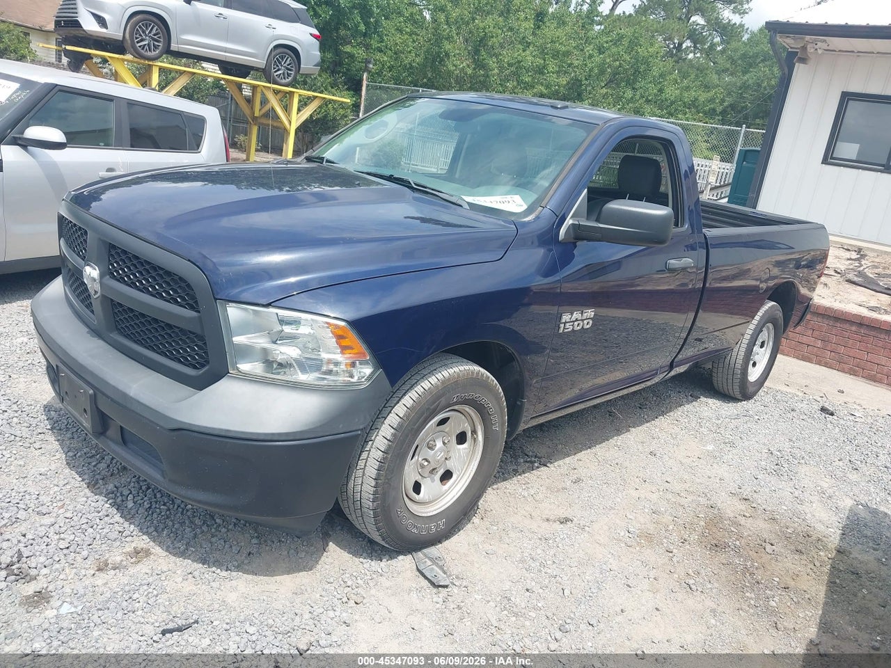 2018 RAM 1500 TRADESMAN  4X2 8' BOX · 2/11