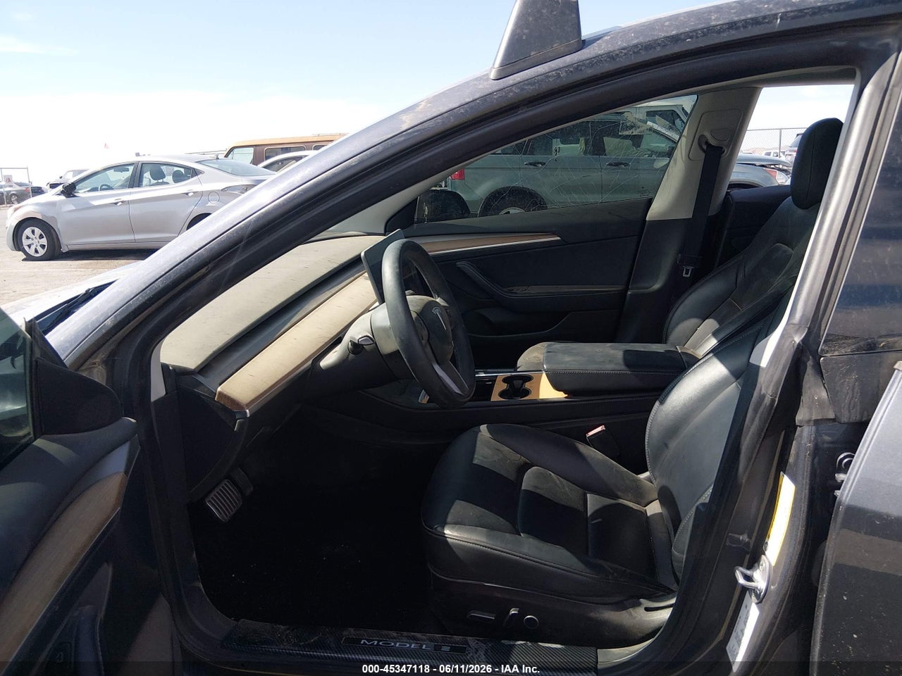 2023 TESLA MODEL 3 REAR-WHEEL DRIVE · 5/9