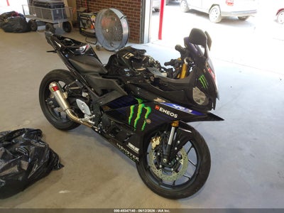2021 YAMAHA YZFR3 A