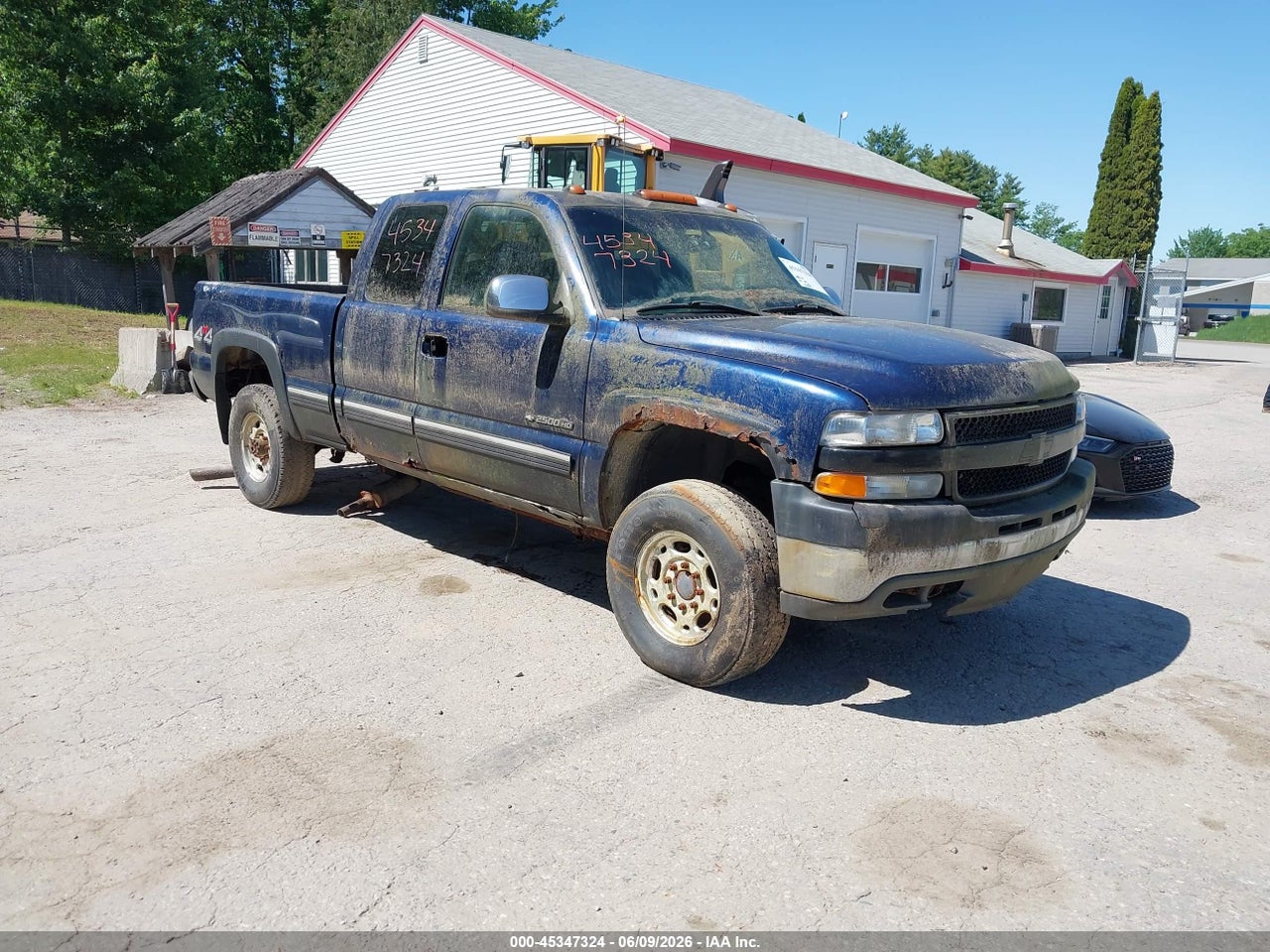 1GCHK29UX2E****** · 2002 CHEVROLET SILVERADO 2500HD LS