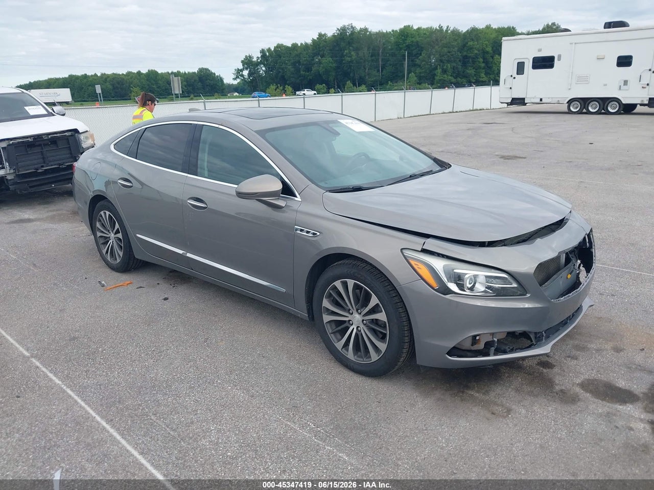 1G4ZP5SS6HU****** · 2017 BUICK LACROSSE ESSENCE