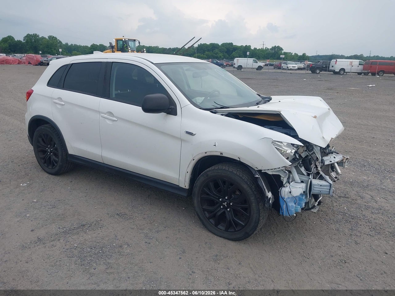 JA4AP3AU8JU****** · 2018 MITSUBISHI OUTLANDER SPORT 2.0 LE