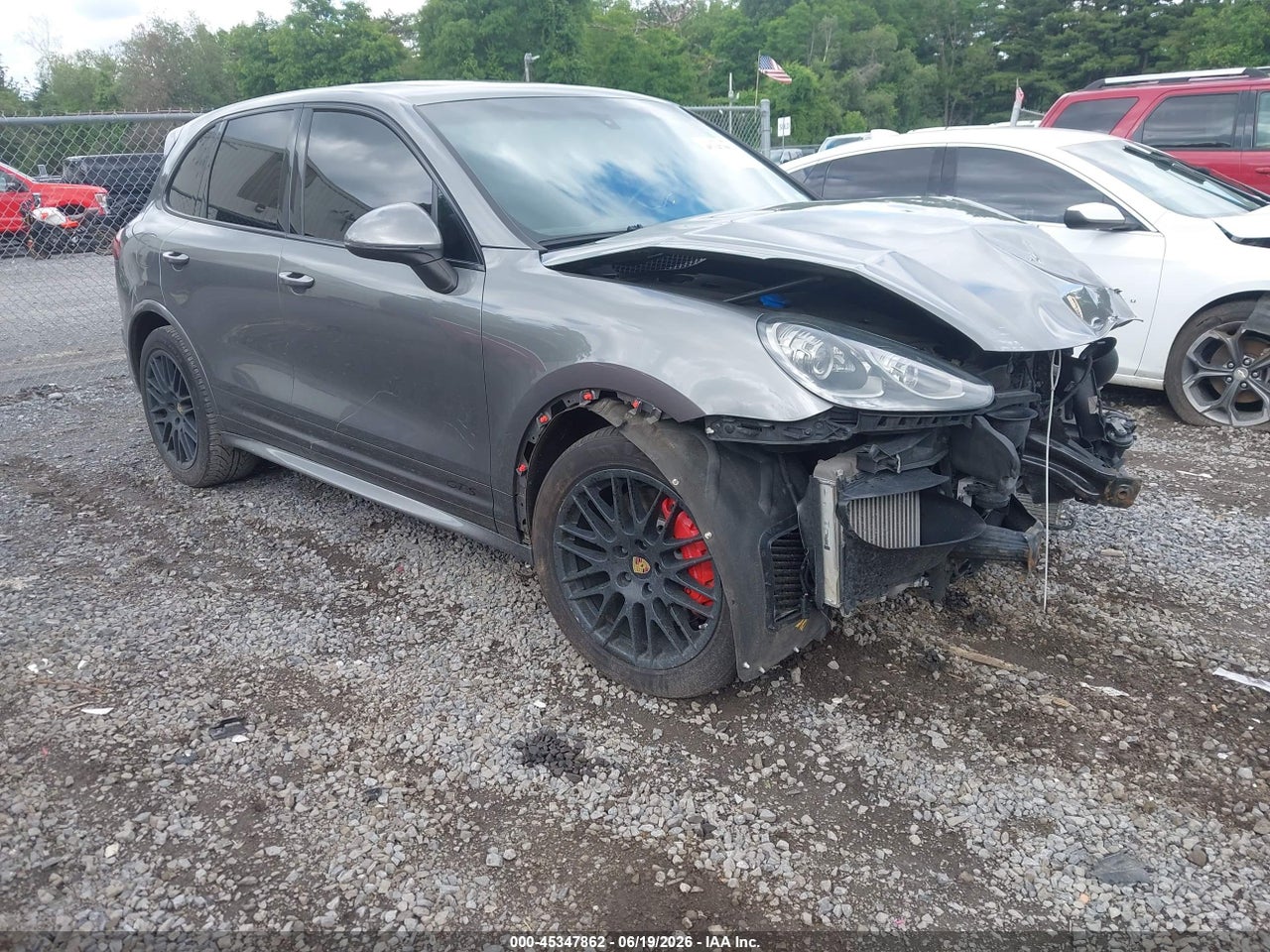WP1AD2A25GL****** · 2016 PORSCHE CAYENNE GTS