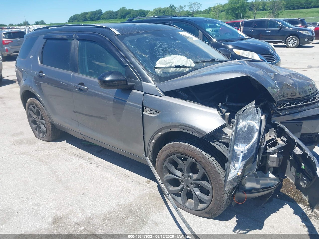SALCP2BG6HH****** · 2017 LAND ROVER DISCOVERY SPORT SE
