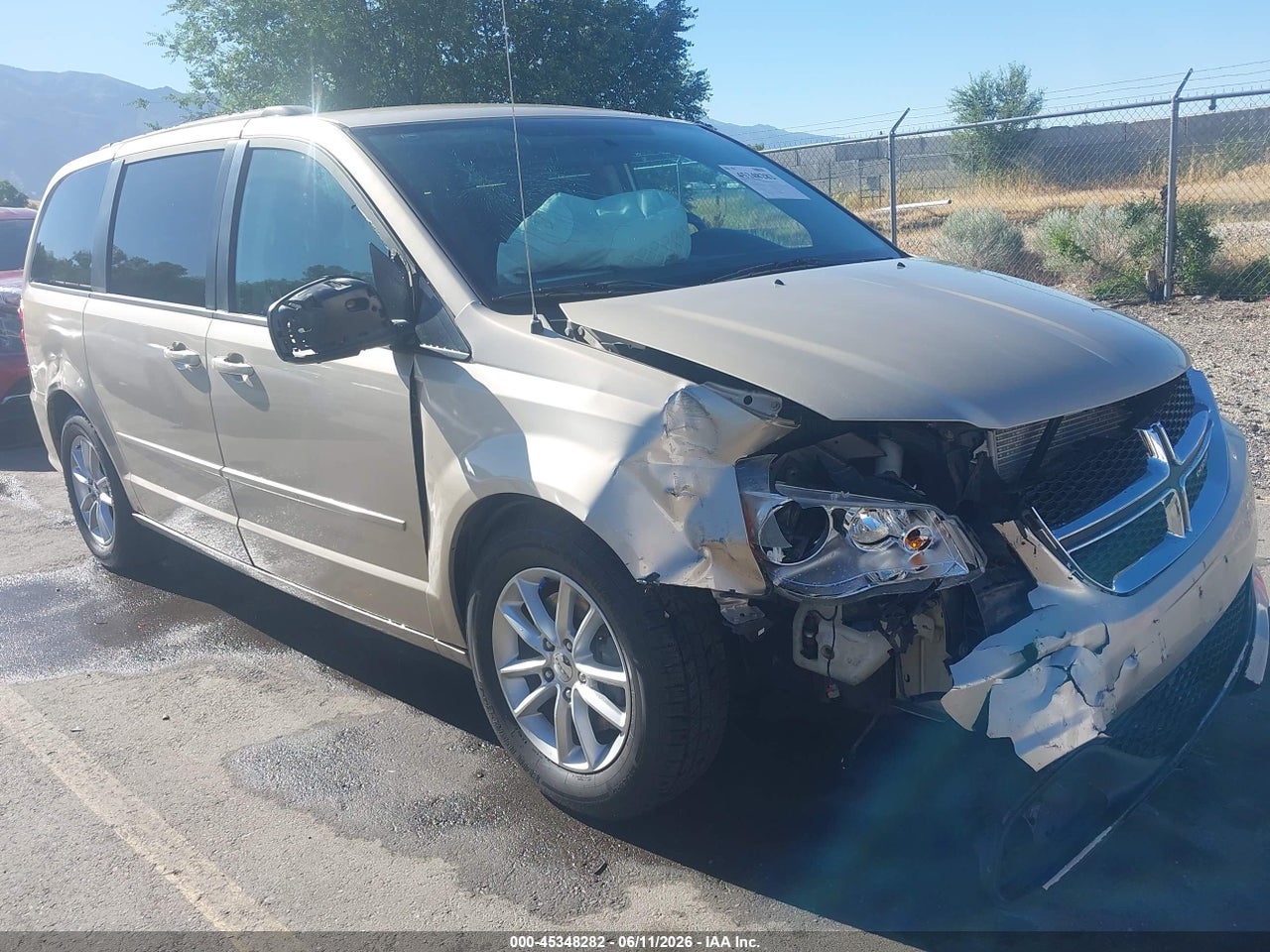 2C4RDGCG1ER****** · 2014 DODGE GRAND CARAVAN SXT
