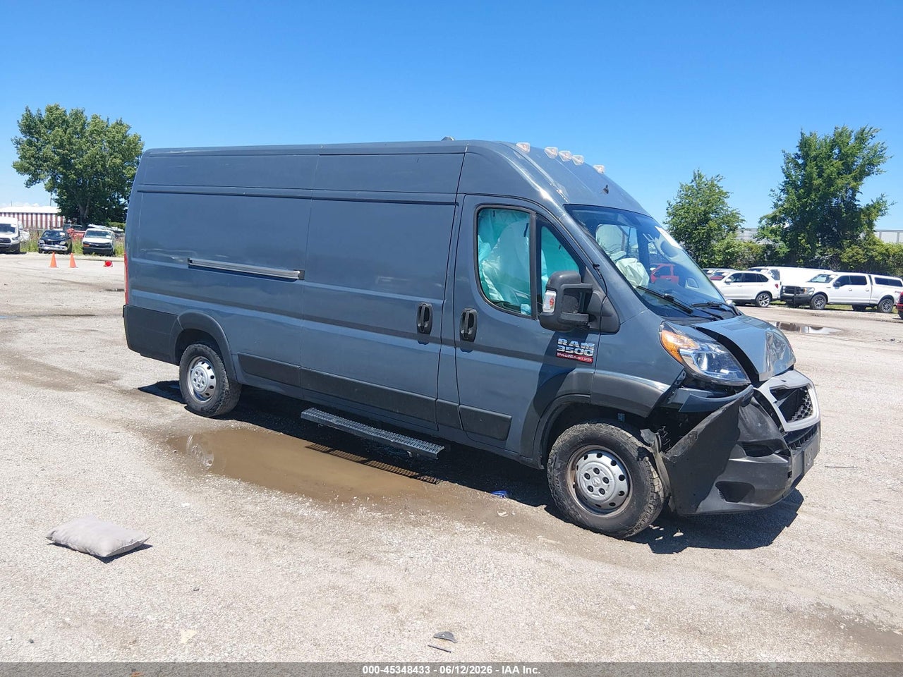 3C6URVJGXKE****** · 2019 RAM PROMASTER 3500 CARGO VAN HIGH ROOF 159 WB EXT