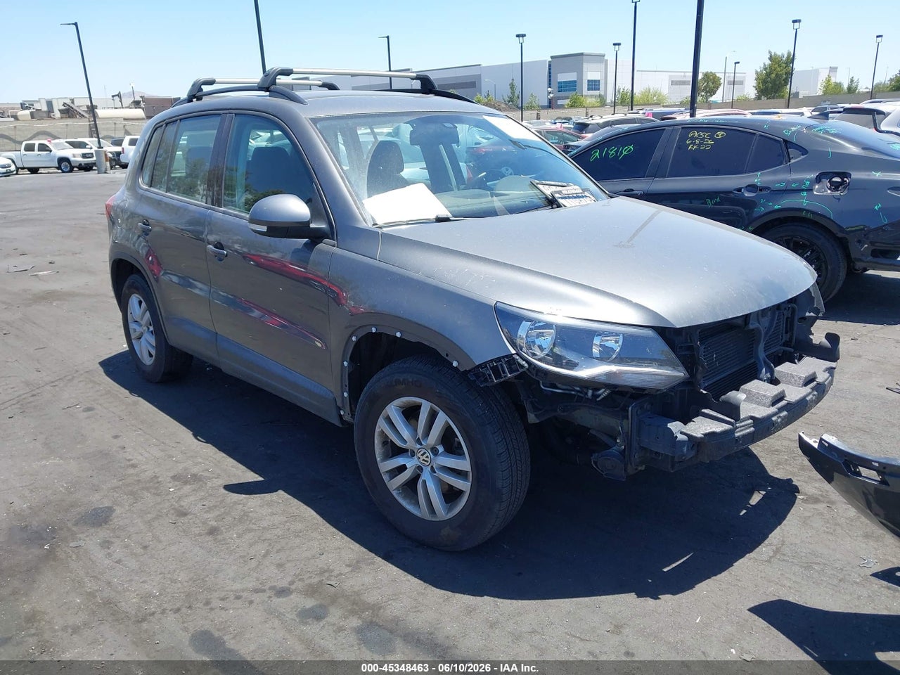 WVGBV7AX3GW****** · 2016 VOLKSWAGEN TIGUAN S