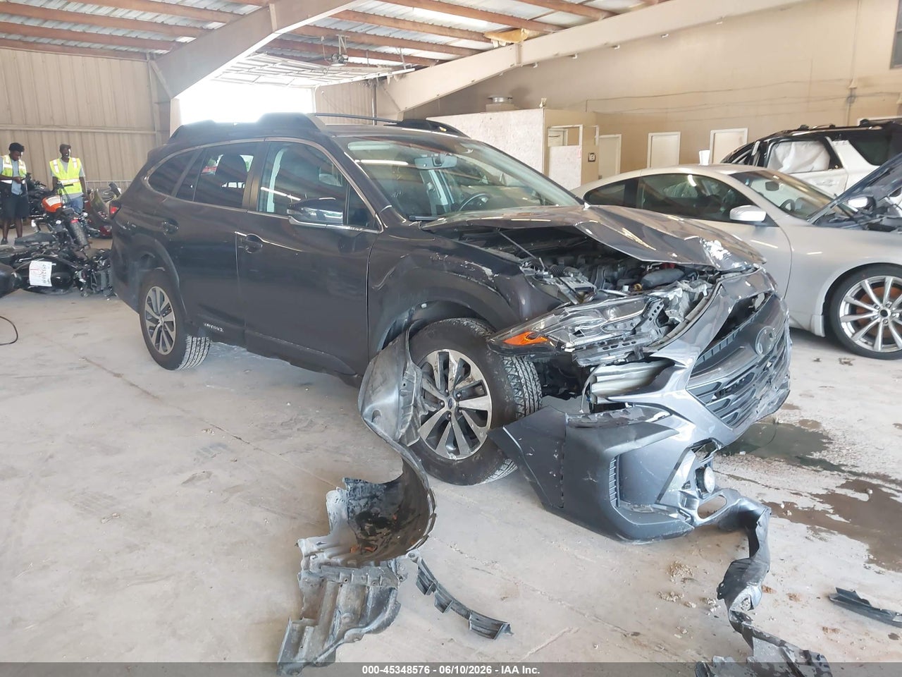 4S4BTAFC7R3****** · 2024 SUBARU OUTBACK PREMIUM