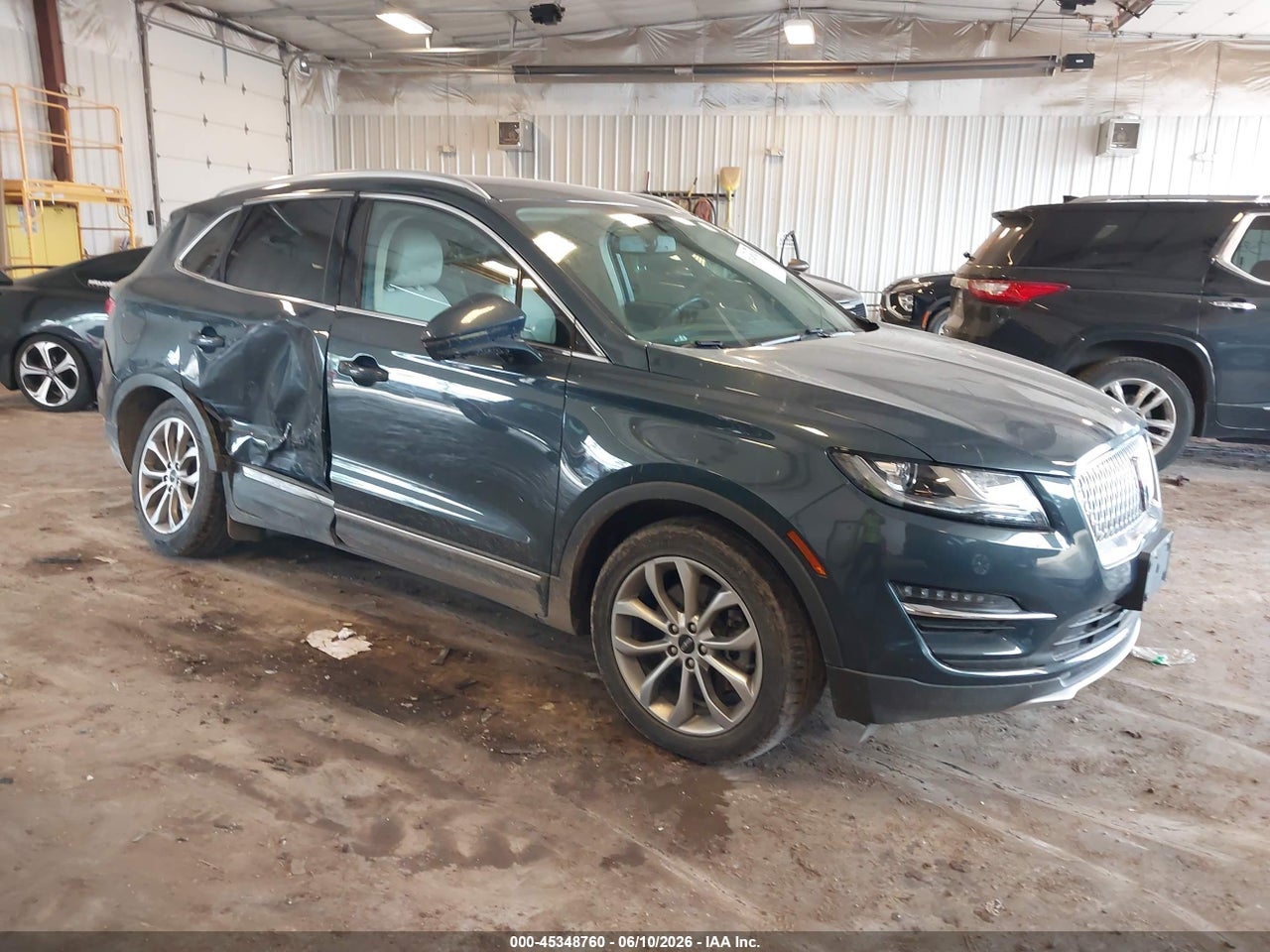 5LMCJ2C97KU****** · 2019 LINCOLN MKC SELECT