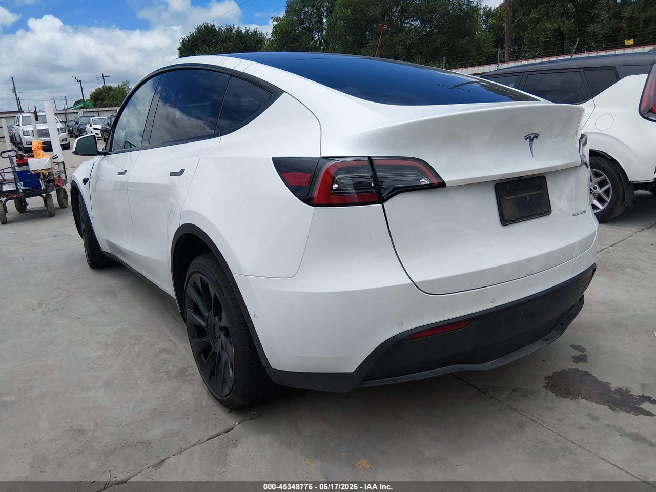 2022 TESLA MODEL Y LONG RANGE DUAL MOTOR ALL-WHEEL DRIVE · 3/11
