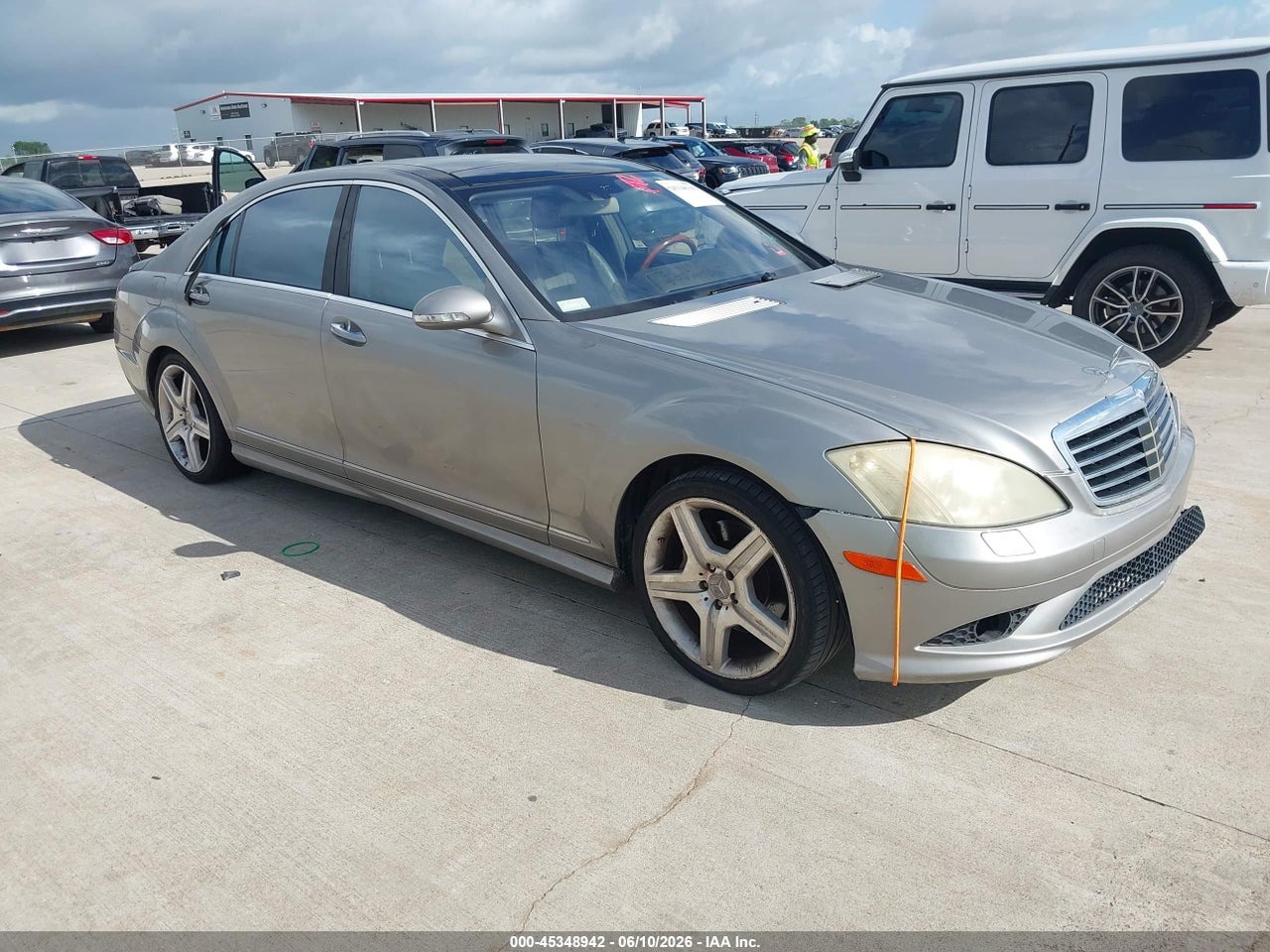 WDDNG71XX8A****** · 2008 MERCEDES-BENZ S 550