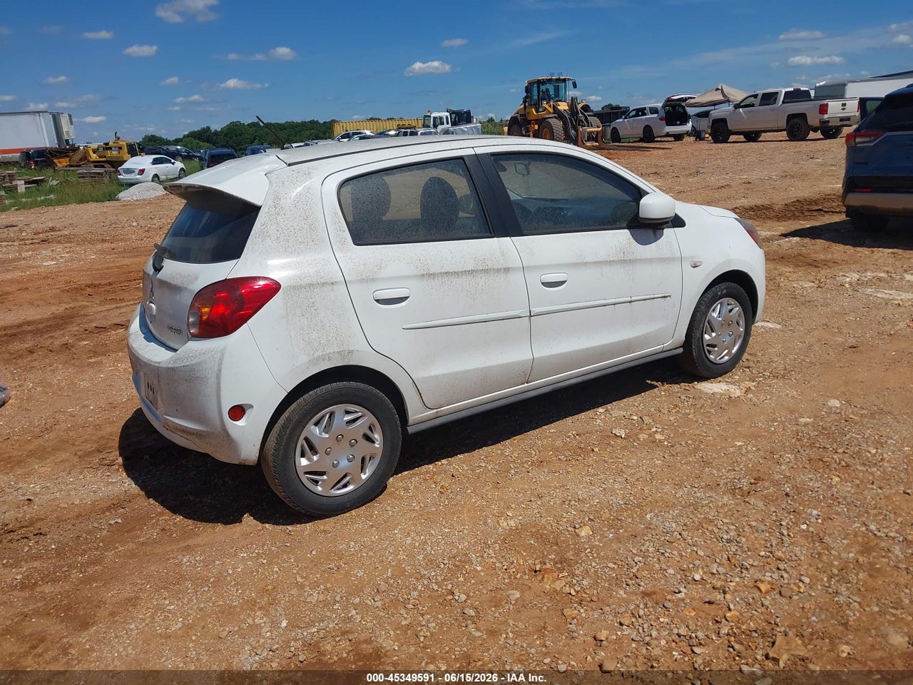 2015 MITSUBISHI MIRAGE DE · 4/11