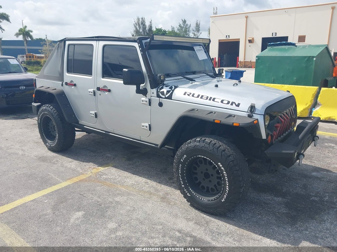 1J4HA6H13AL****** · 2010 JEEP WRANGLER UNLIMITED RUBICON