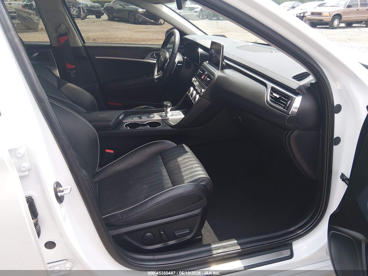 2019 GENESIS G70 3.3T ADVANCED · 5/10