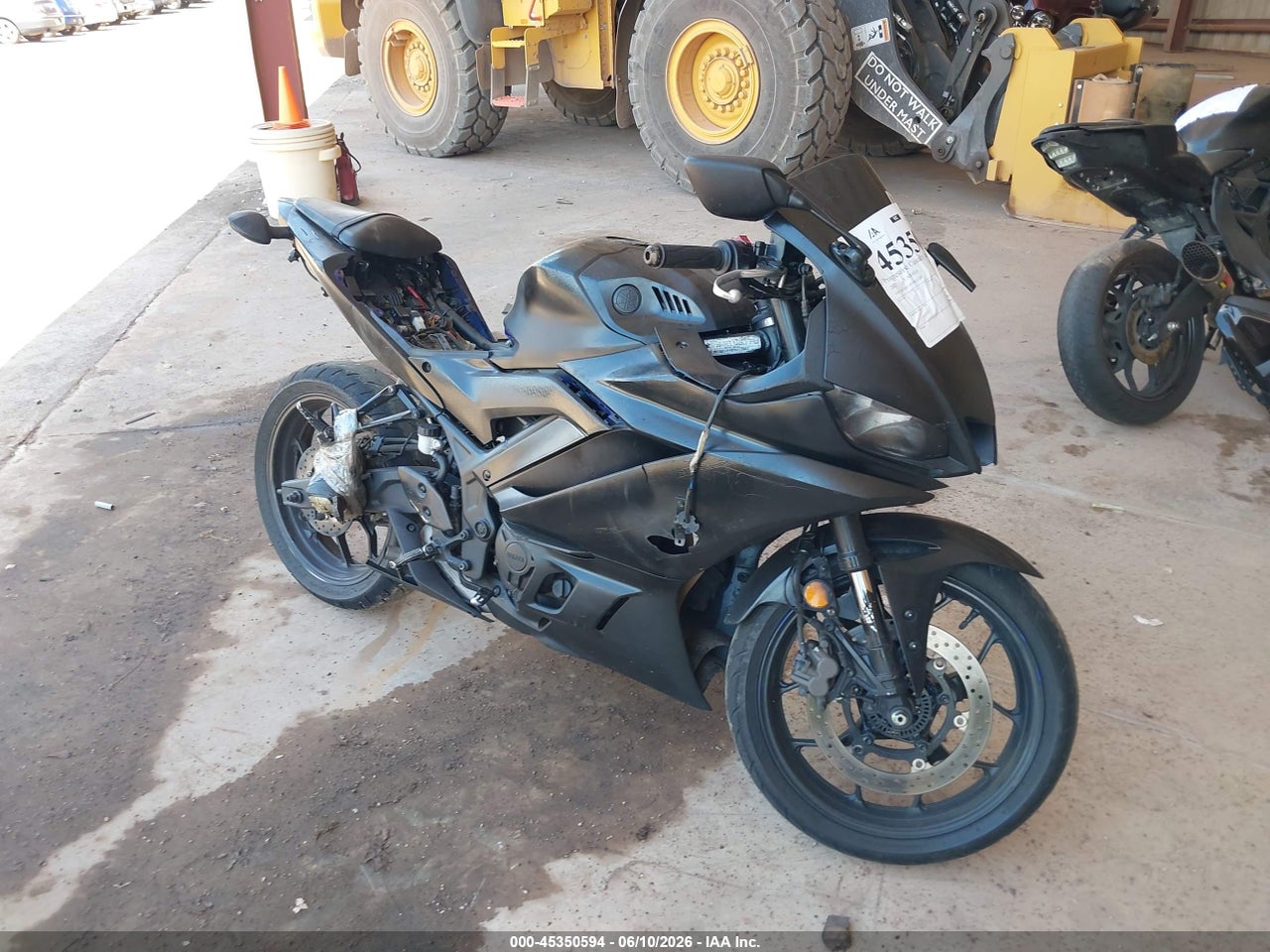 MH3RH18Y0PK****** · 2023 YAMAHA YZFR3 A