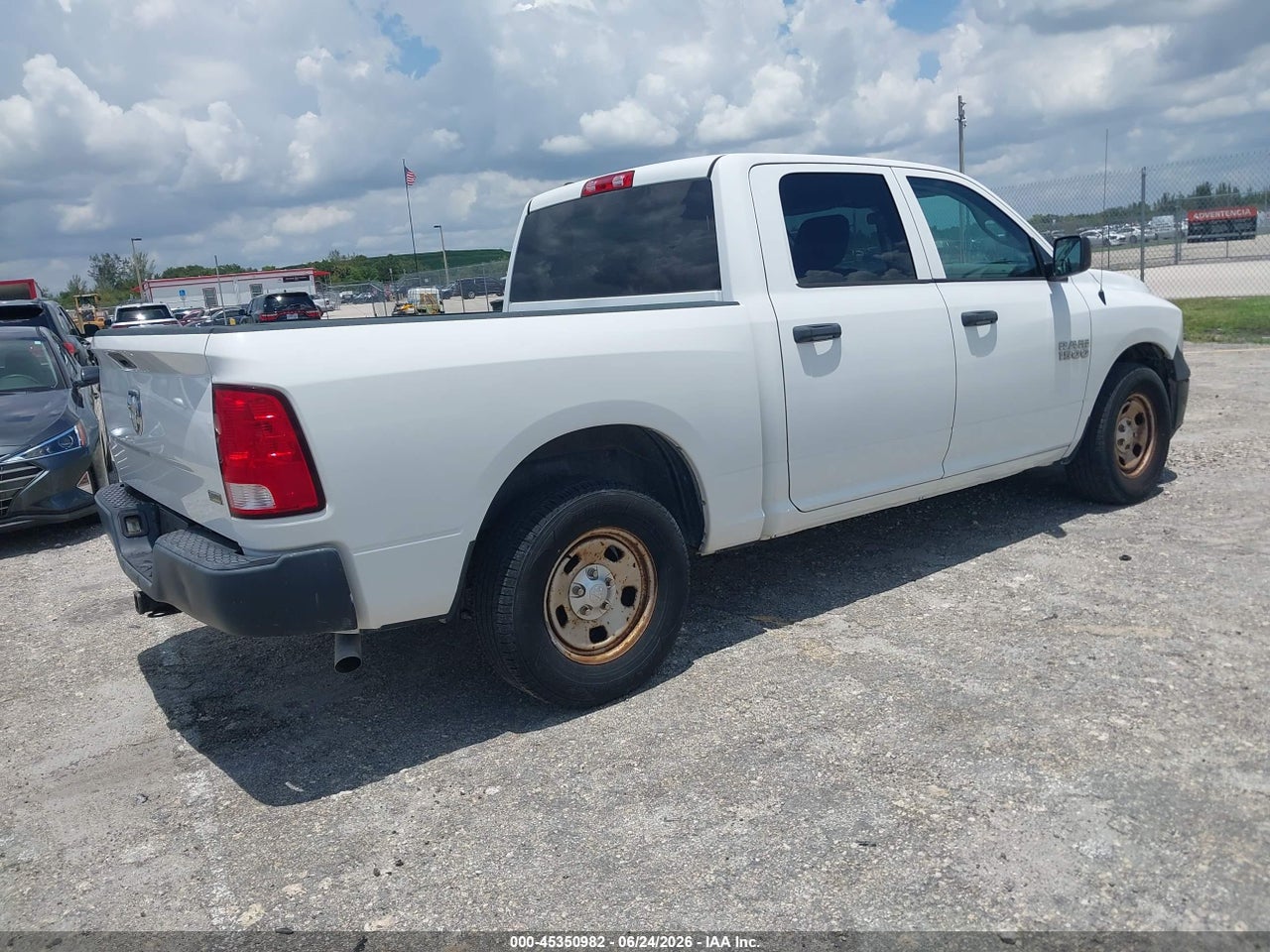 2017 RAM 1500 TRADESMAN  4X2 5'7 BOX · 4/11