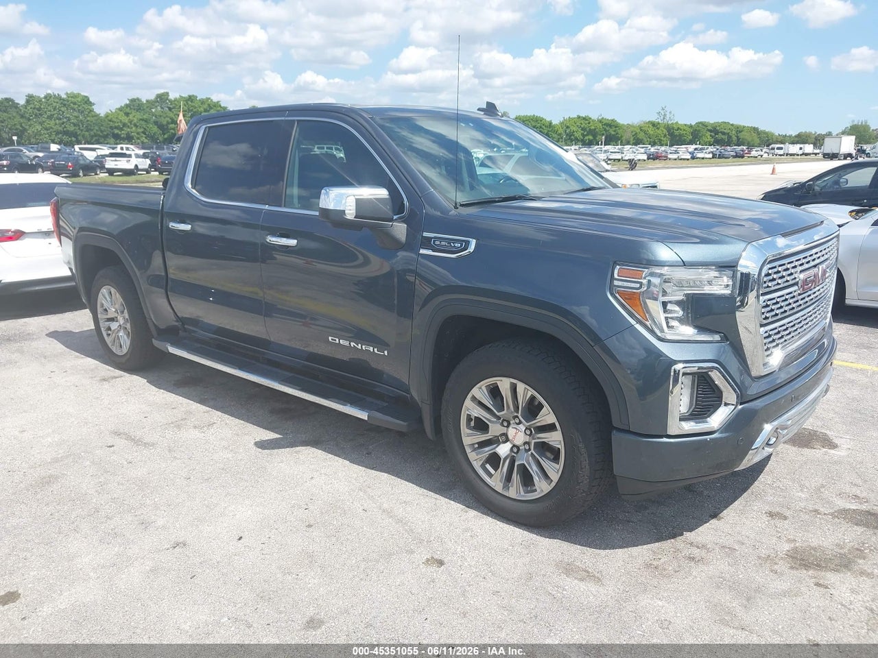 3GTU9FED9LG****** · 2020 GMC SIERRA 1500 4WD  SHORT BOX DENALI
