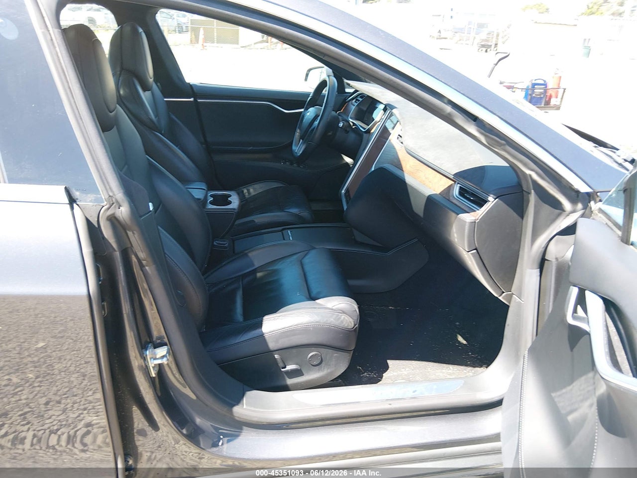 2017 TESLA MODEL S 100D/60D/75D/90D/P100D · 5/11