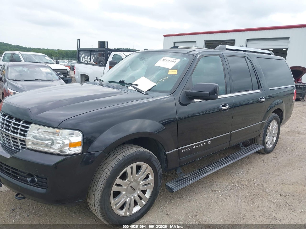 2014 LINCOLN NAVIGATOR L · 6/11