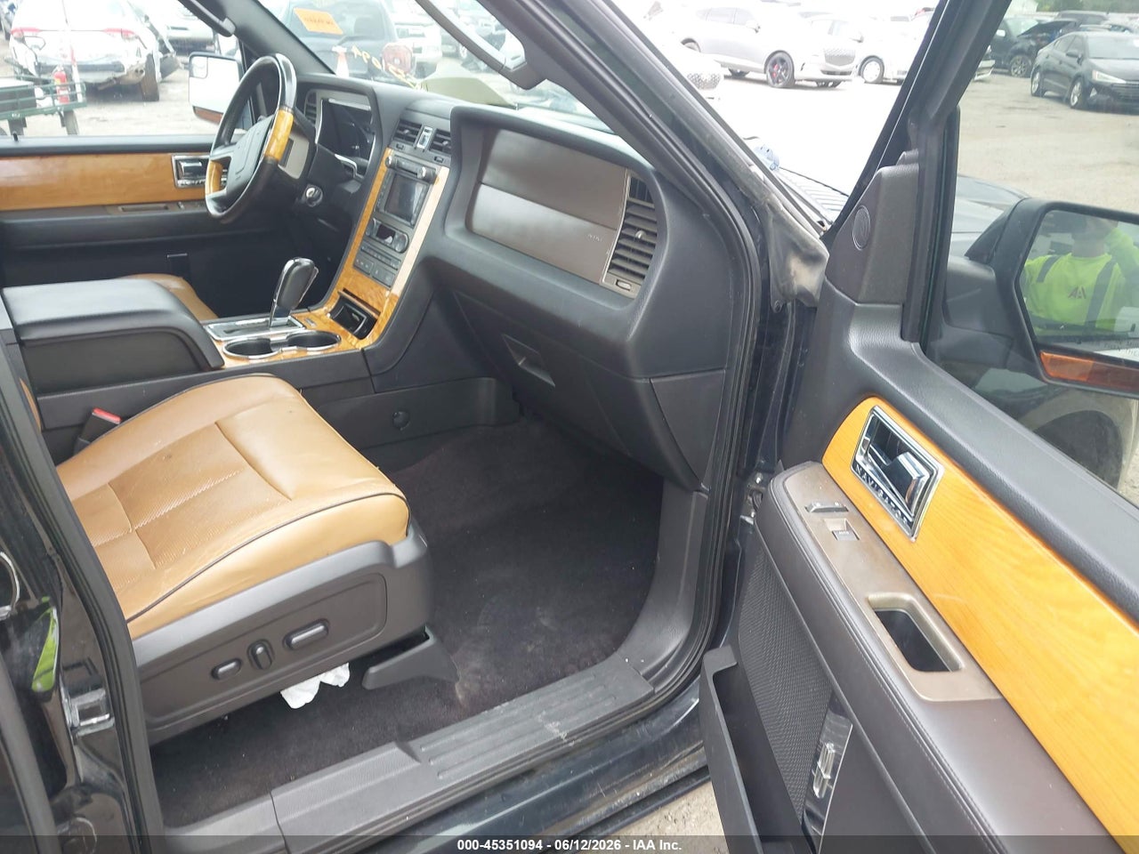 2014 LINCOLN NAVIGATOR L · 5/11