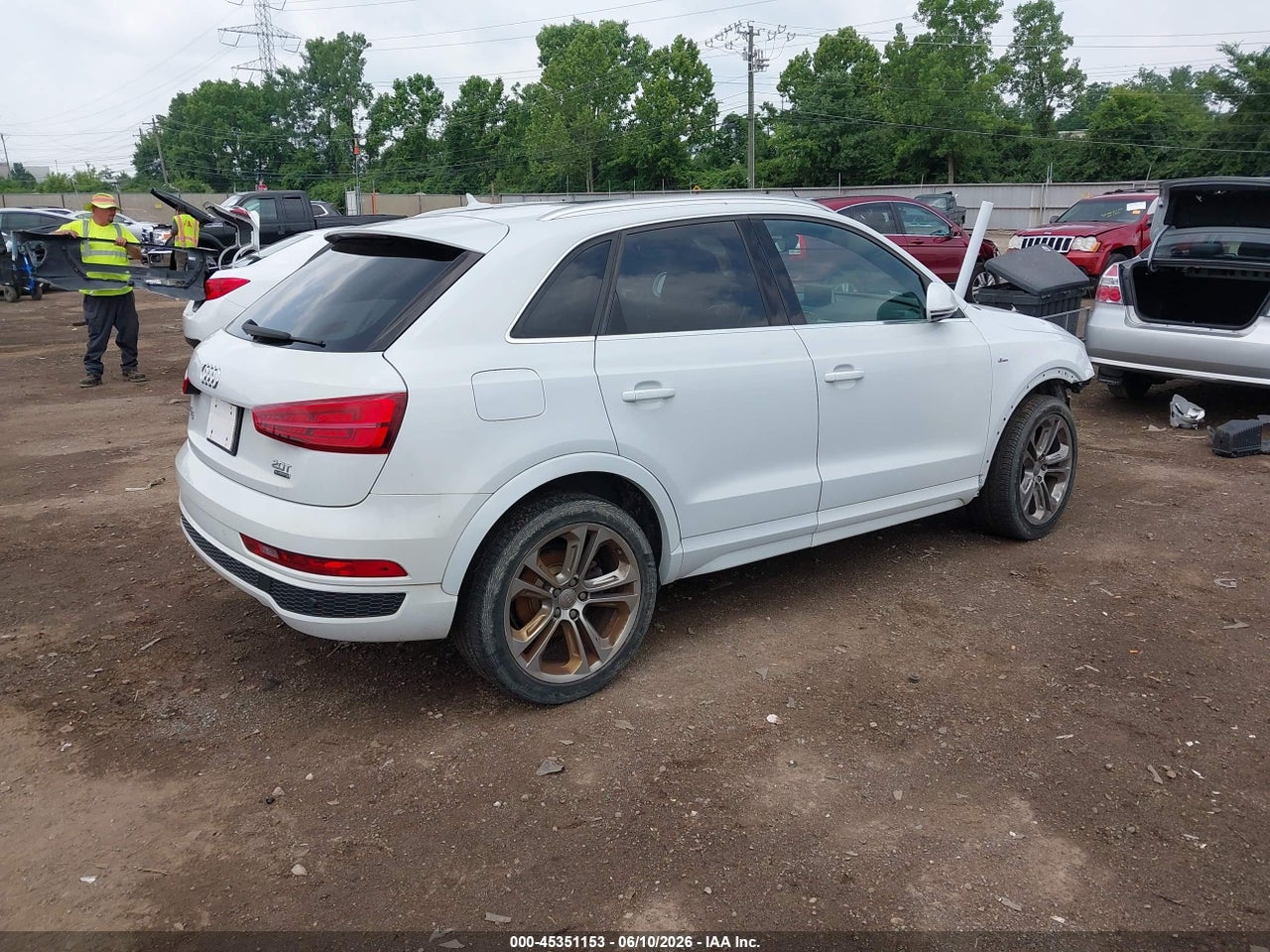 2017 AUDI Q3 2.0T PREMIUM · 4/11