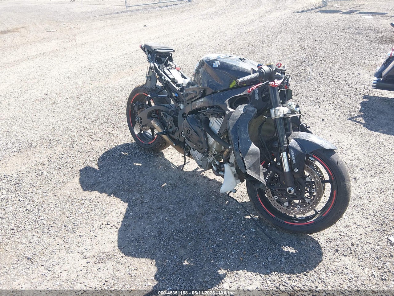 JS1DM11F3K7****** · 2019 SUZUKI GSX-R1000