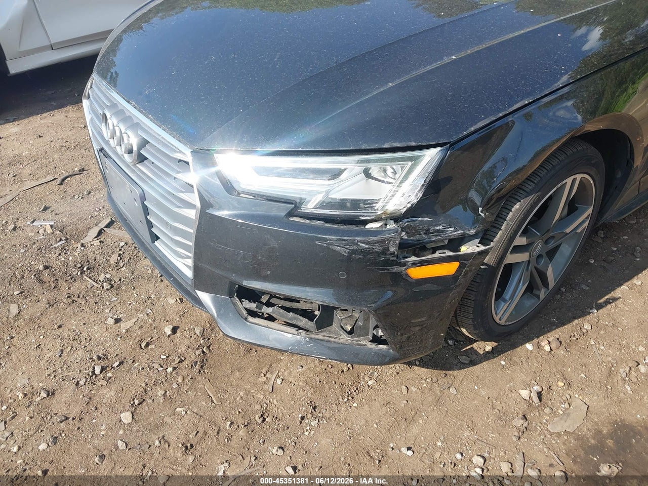 2018 AUDI A4 2.0T PREMIUM/2.0T TECH PREMIUM · 6/11