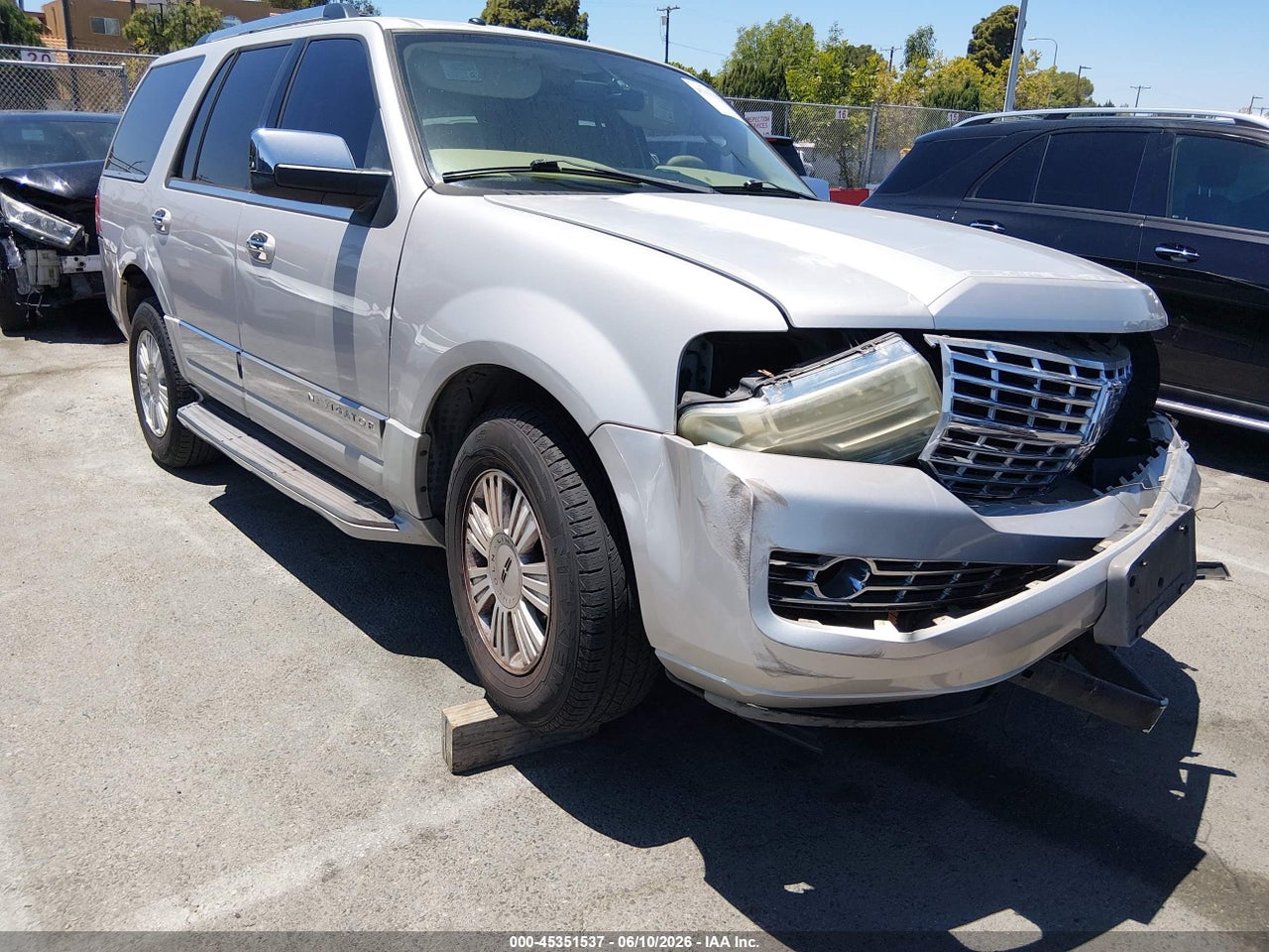5LMFU27517L****** · 2007 LINCOLN NAVIGATOR ULTIMATE