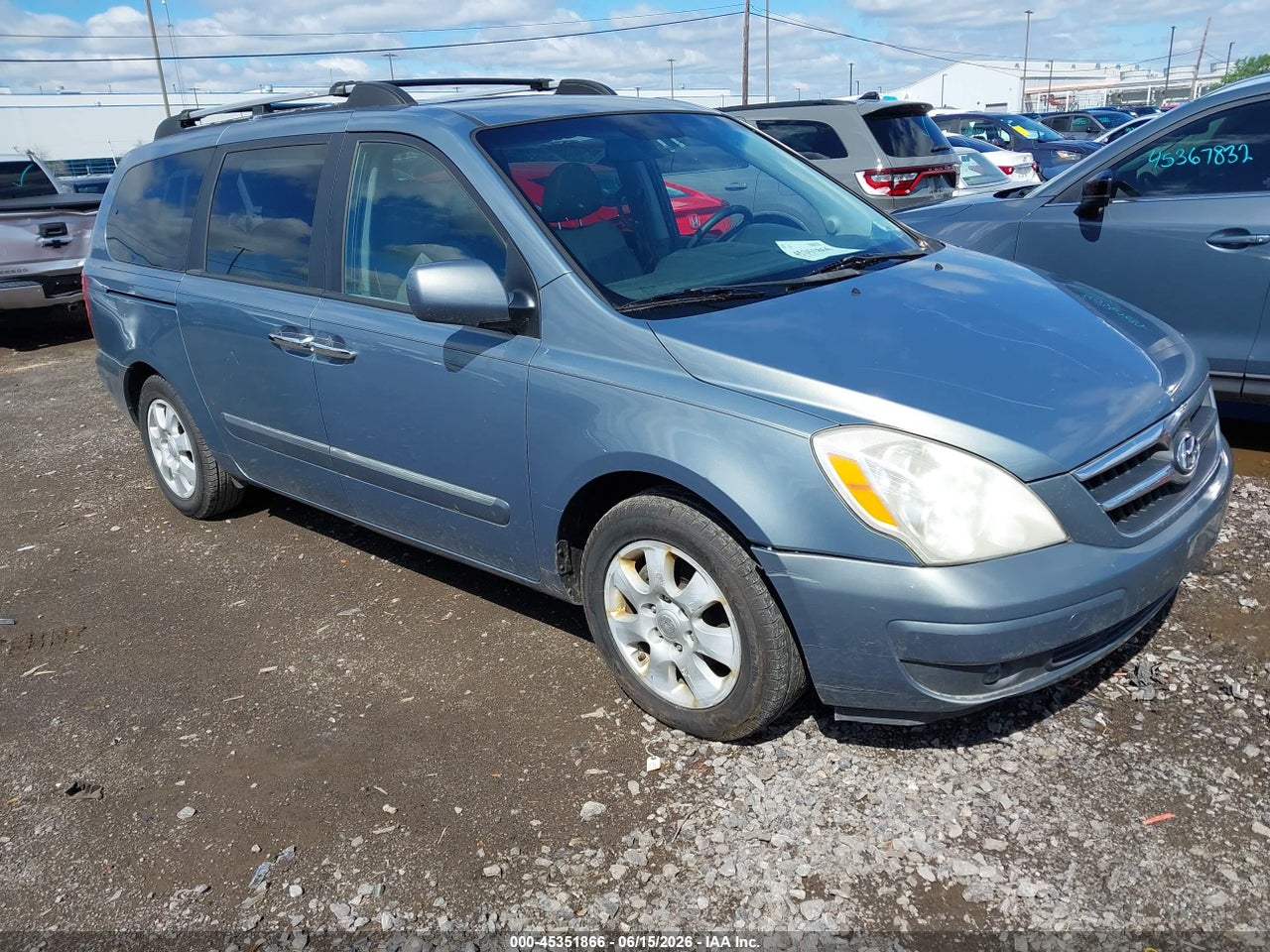 KNDMC233686****** · 2008 HYUNDAI ENTOURAGE GLS/LIMITED
