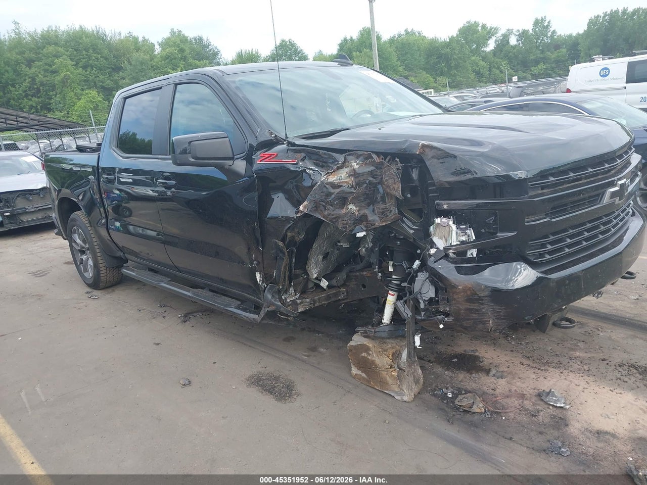 1GCUYEED5MZ****** · 2021 CHEVROLET SILVERADO 1500 4WD  SHORT BED RST