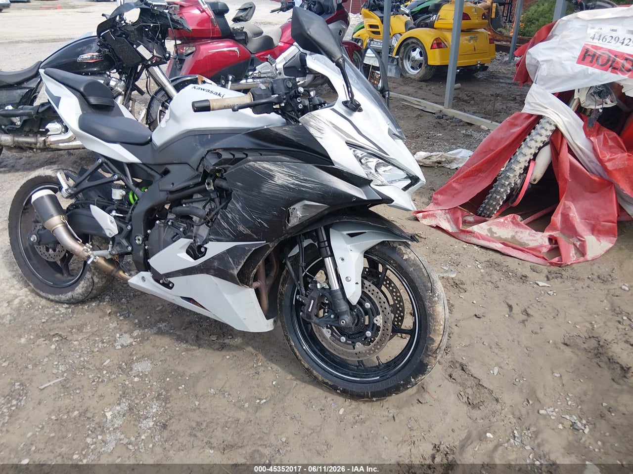 ML5ZXCS14SD****** · 2025 KAWASAKI ZX400 S