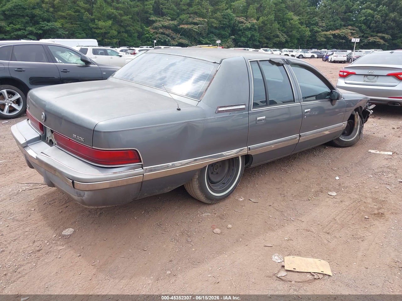 1992 BUICK ROADMASTER · 4/11