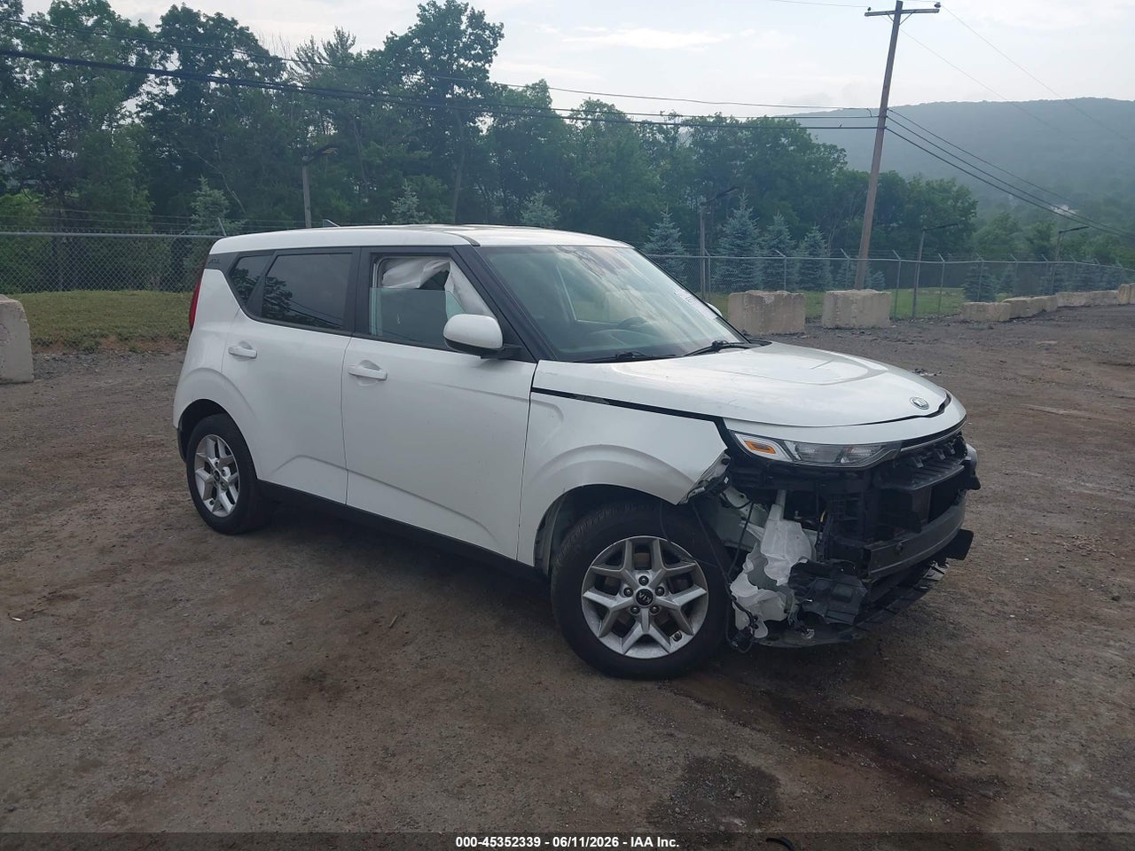 KNDJ23AU6M7****** · 2021 KIA SOUL S