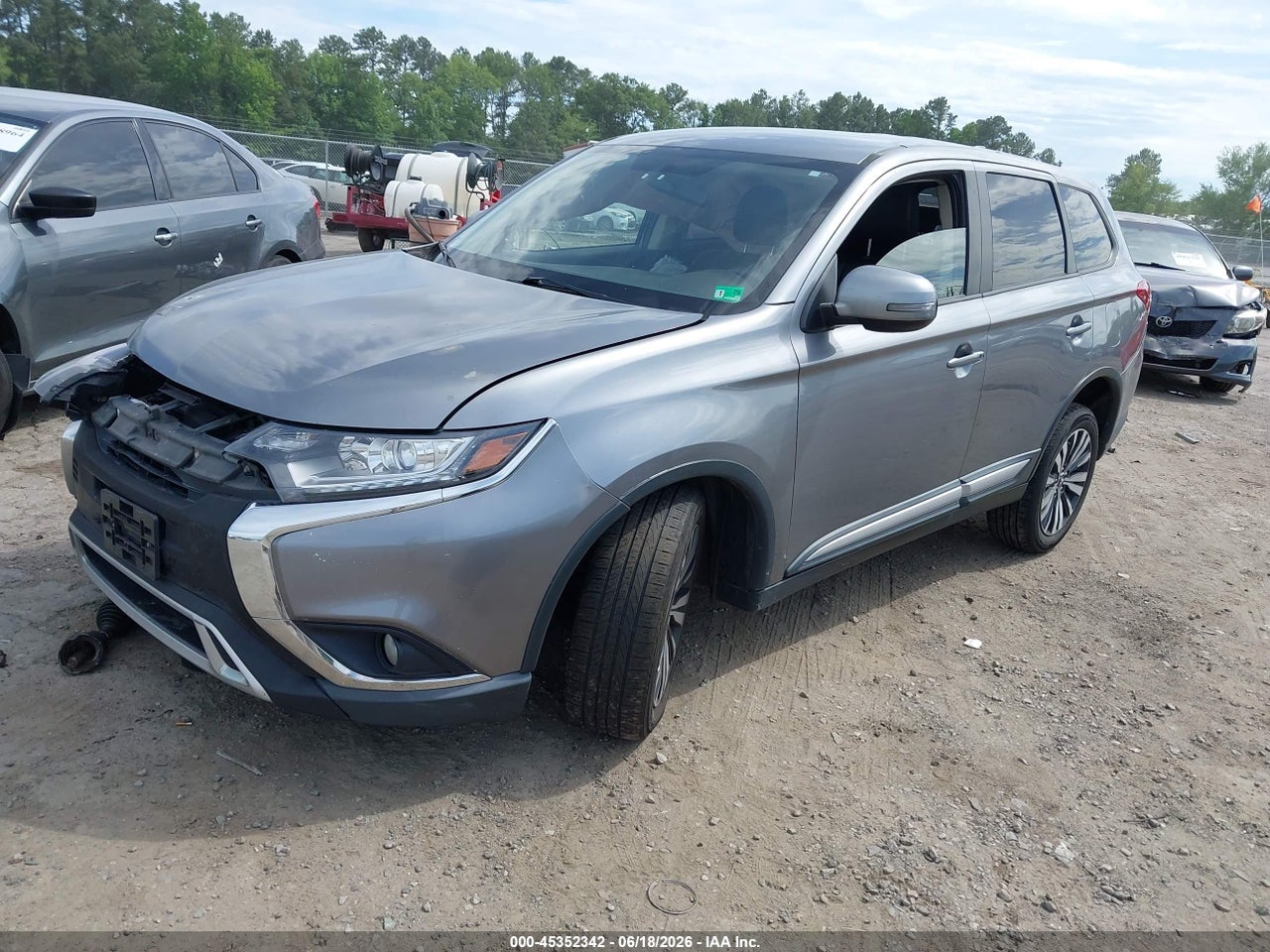 2019 MITSUBISHI OUTLANDER SE · 2/11