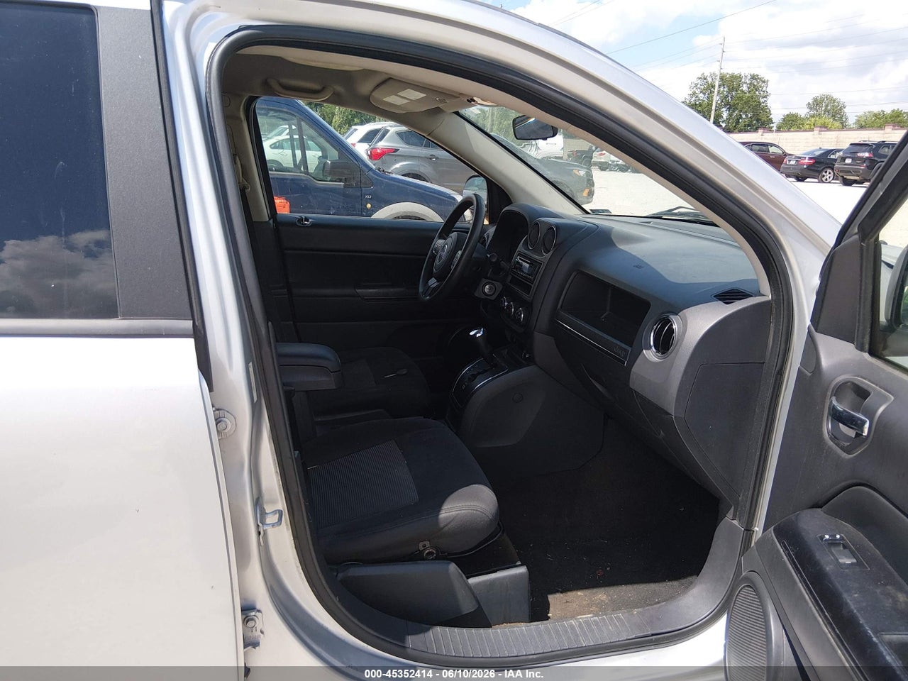 1C4NJCBAXDD****** · 2013 JEEP COMPASS SPORT · 5/11