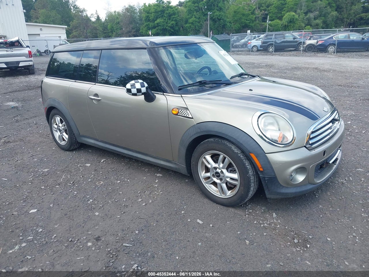 WMWZF3C57BT****** · 2011 MINI COOPER CLUBMAN