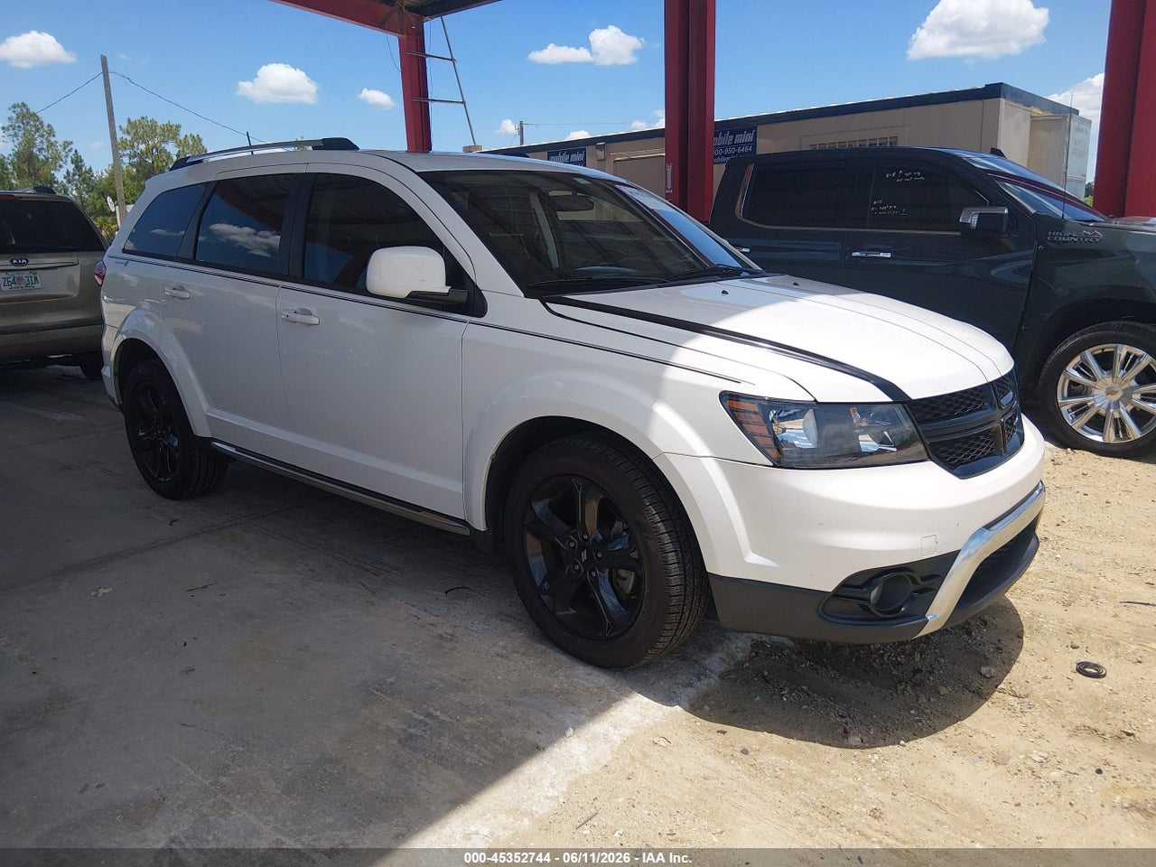 3C4PDDGG7JT****** · 2018 DODGE JOURNEY CROSSROAD AWD
