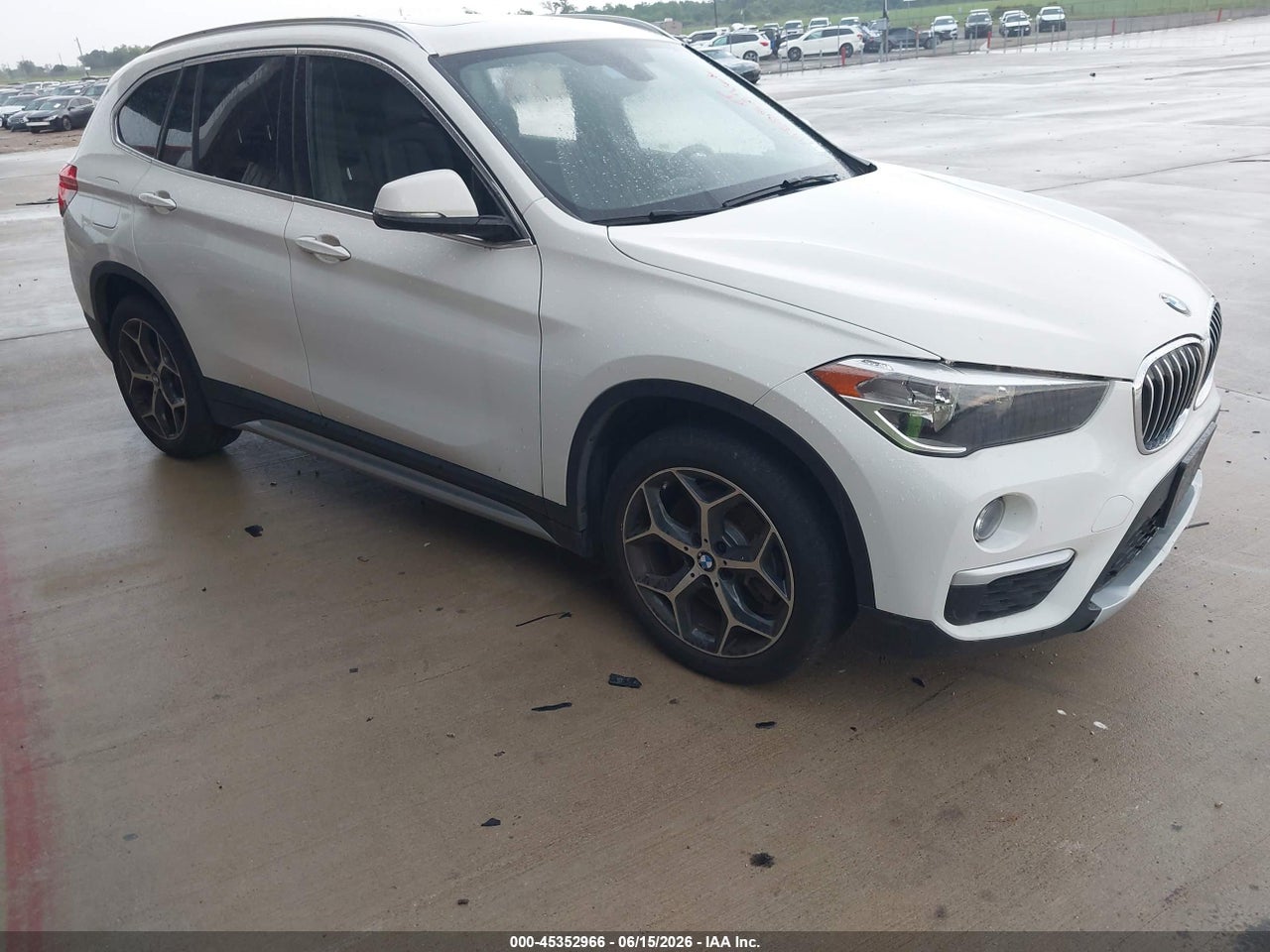 WBXHU7C38J3****** · 2018 BMW X1 SDRIVE28I