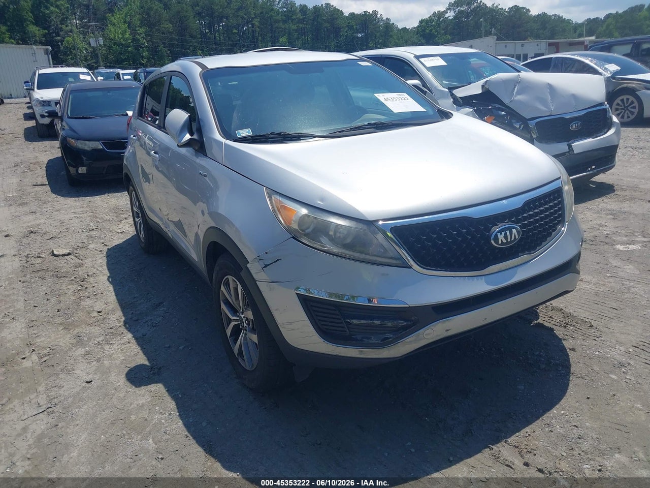 KNDPBCAC9F7****** · 2015 KIA SPORTAGE LX