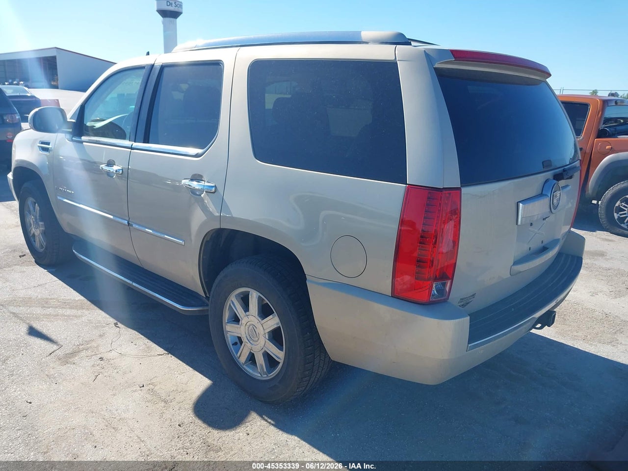 2008 CADILLAC ESCALADE STANDARD · 3/11