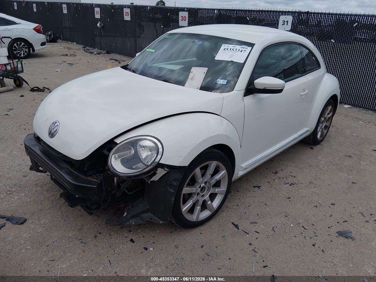 2012 VOLKSWAGEN BEETLE 2.5L · 2/11