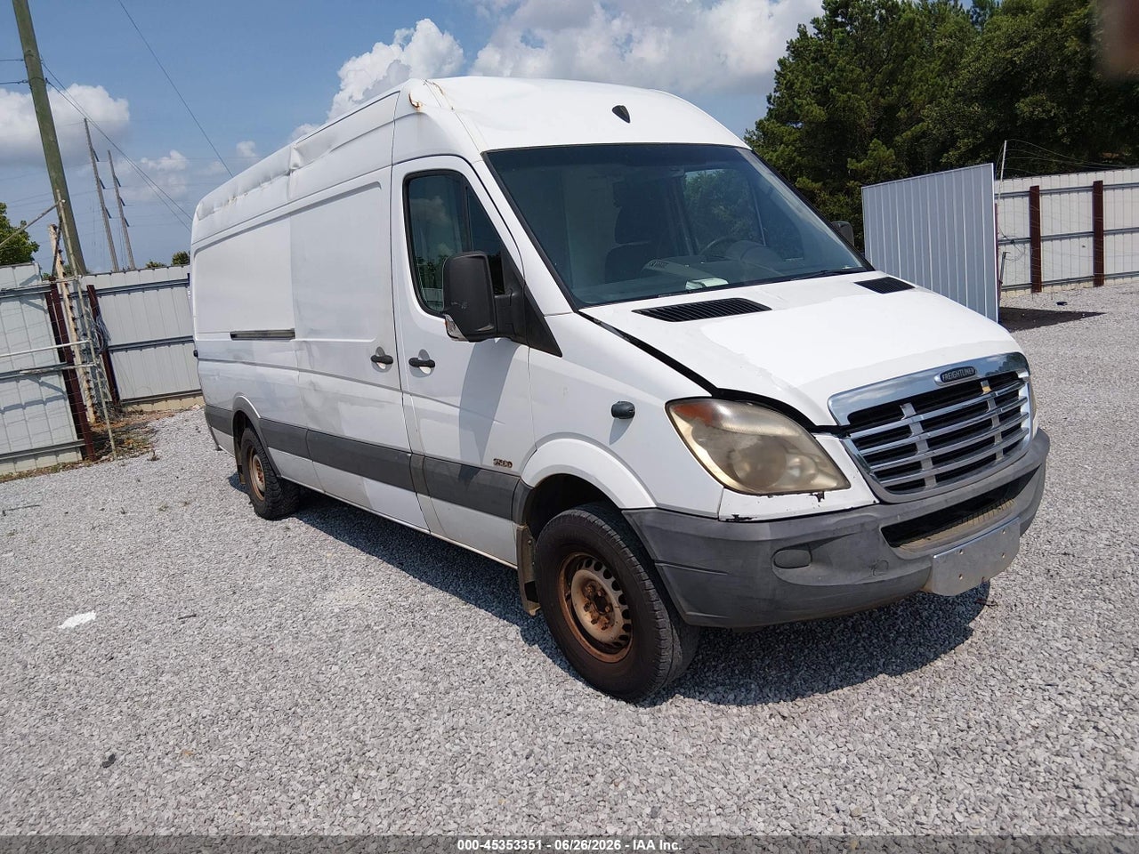 WDYPE8CC3B5****** · 2011 FREIGHTLINER SPRINTER 2500