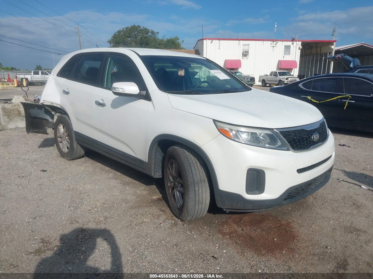 5XYKT3A62FG****** · 2015 KIA SORENTO LX