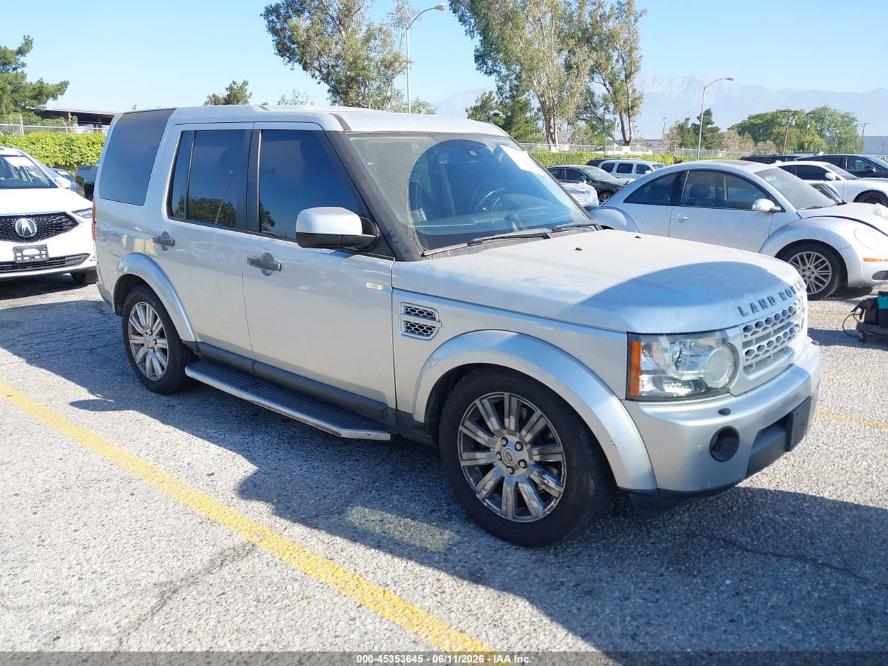 SALAG2D47DA****** · 2013 LAND ROVER LR4