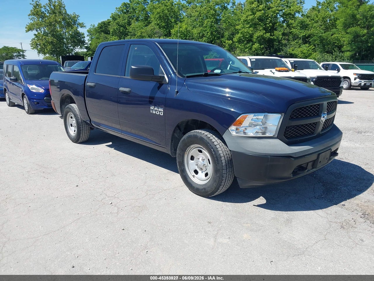 1C6RR7KGXHS****** · 2017 RAM 1500 TRADESMAN  4X4 5'7 BOX