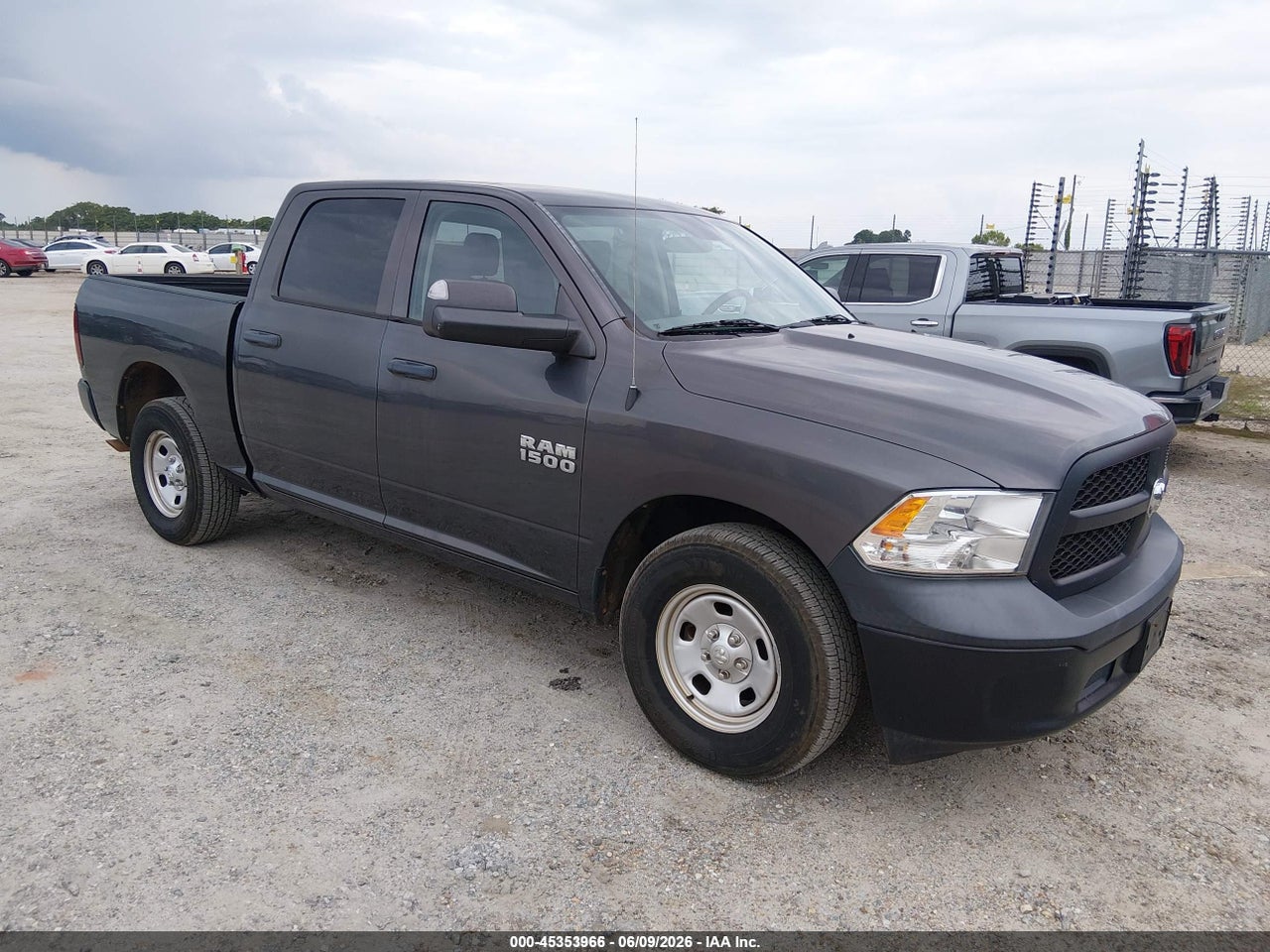 1C6RR6KG4HS****** · 2017 RAM 1500 TRADESMAN  4X2 5'7 BOX