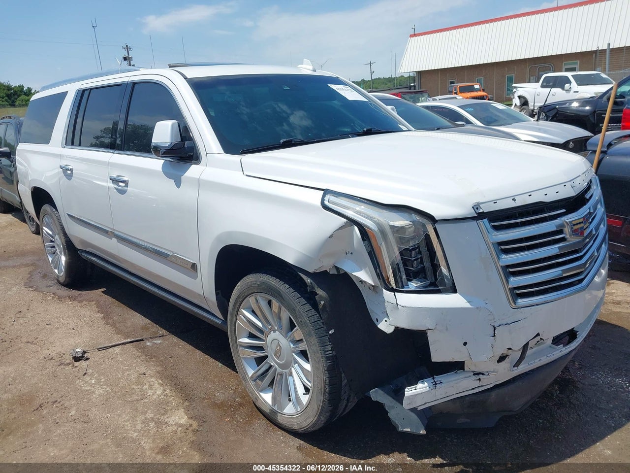 1GYS3KKJ0HR****** · 2017 CADILLAC ESCALADE ESV PLATINUM