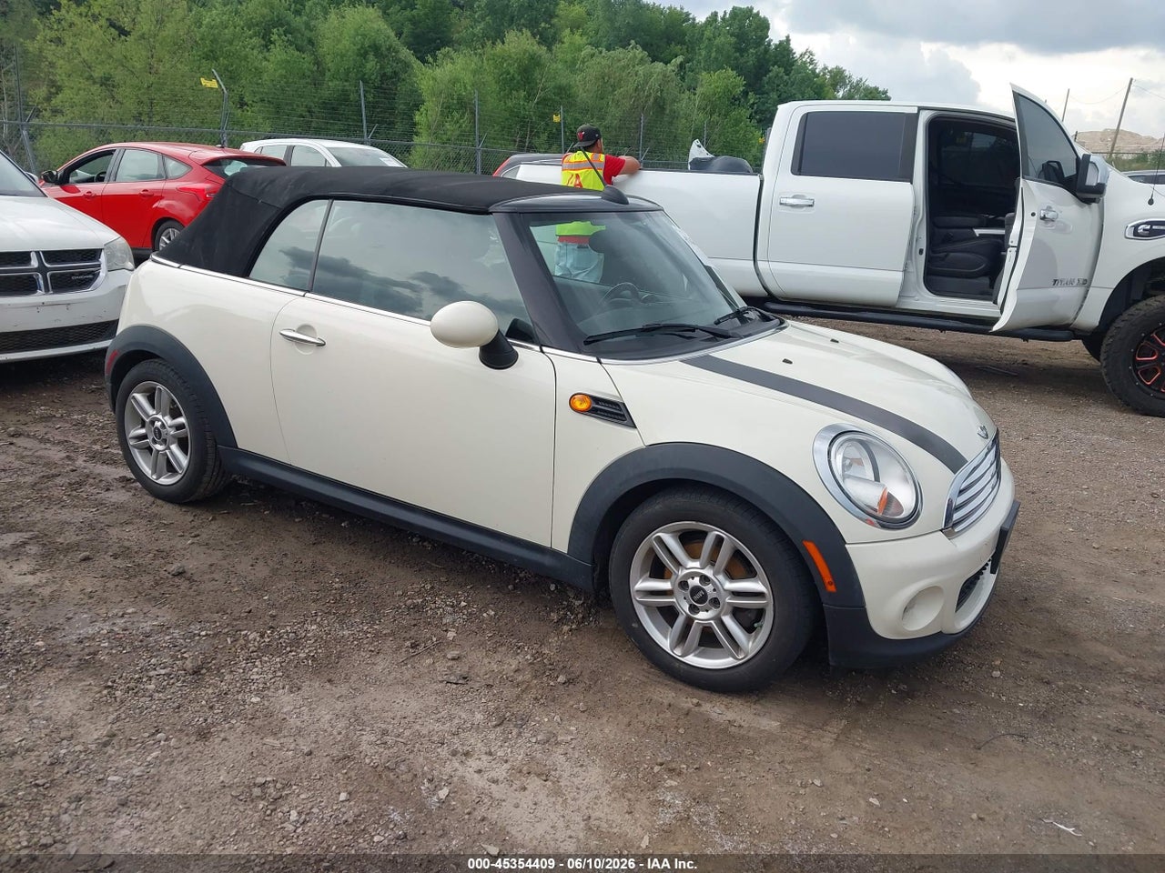 WMWZN3C50DT****** · 2013 MINI CONVERTIBLE COOPER